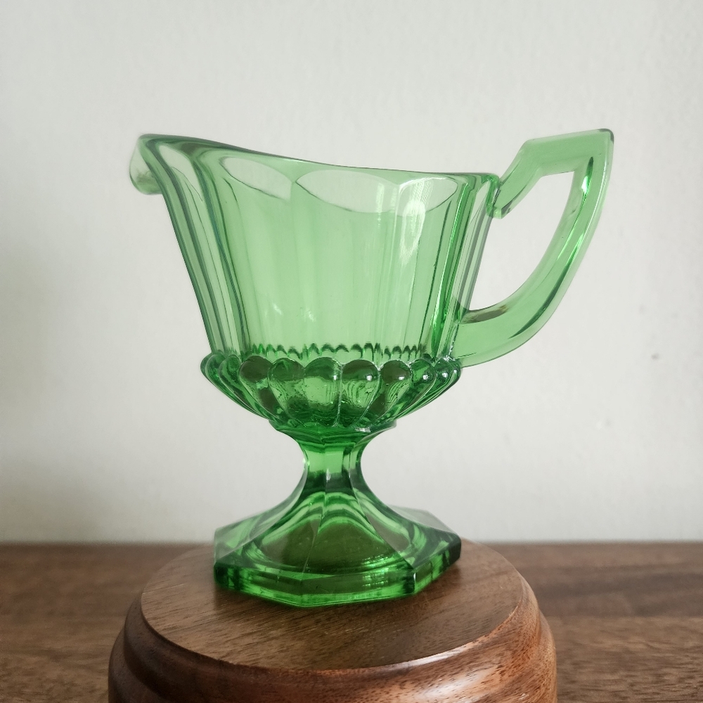 Vintage Heisey Moongleam Green Glass Footed Creamer